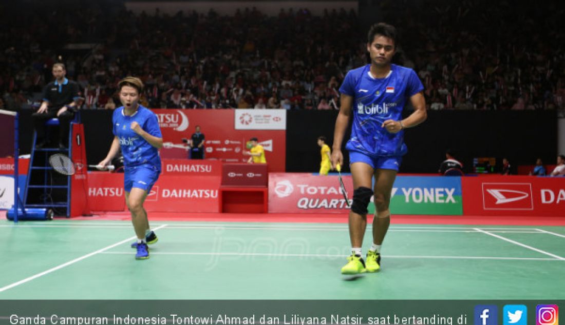 Ganda Campuran Indonesia Tontowi Ahmad dan Liliyana Natsir saat bertanding di Daihatsu Indonesia Master 2019, Jakarta, Kamis (24/1). - JPNN.com