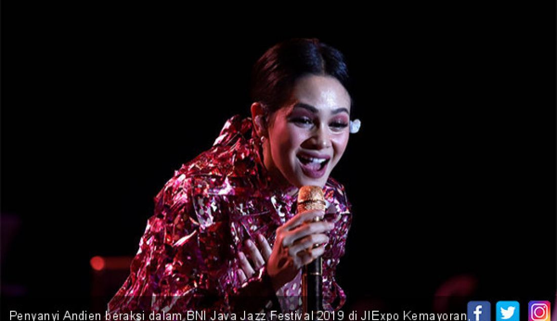 Penyanyi Andien beraksi dalam BNI Java Jazz Festival 2019 di JIExpo Kemayoran, Jakarta, Sabtu (2/3). - JPNN.com