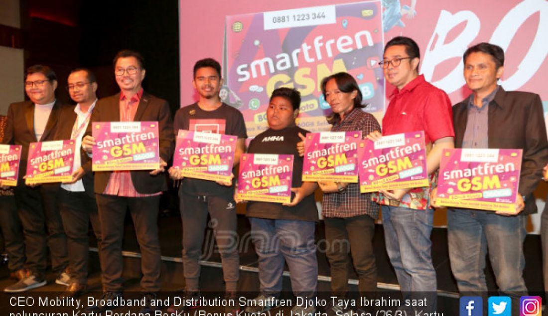 CEO Mobility, Broadband and Distribution Smartfren Djoko Taya Ibrahim saat peluncuran Kartu Perdana BosKu (Bonus Kuota) di Jakarta, Selasa (26/3). Kartu perdana BosKu ini memberikan benefit bonus kuota hingga 360 GB selama 24 bulan. - JPNN.com