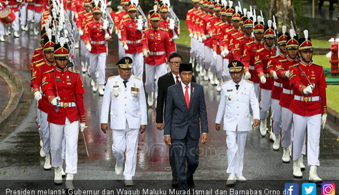 Presiden melantik Gubernur dan Wagub Maluku Murad Ismail dan Barnabas Orno di Istana Negara, Jakarta, Rabu (24/4). - JPNN.com