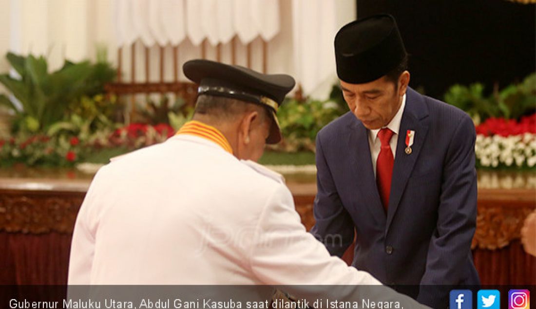 Gubernur Maluku Utara, Abdul Gani Kasuba saat dilantik di Istana Negara, Jakarta, Jumat (10/5). - JPNN.com