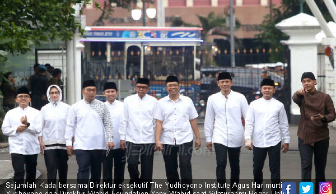 Sejumlah Kada bersama Direktur eksekutif The Yudhoyono Institute Agus Harimurti Yudhoyono dan Direktur Wahid Foundation Yeny Wahid saat Silaturahmi Bogor Untuk Indonesia di Museum Kepresidenan Balai Kirti, Bogor, Rabu (15/5). - JPNN.com