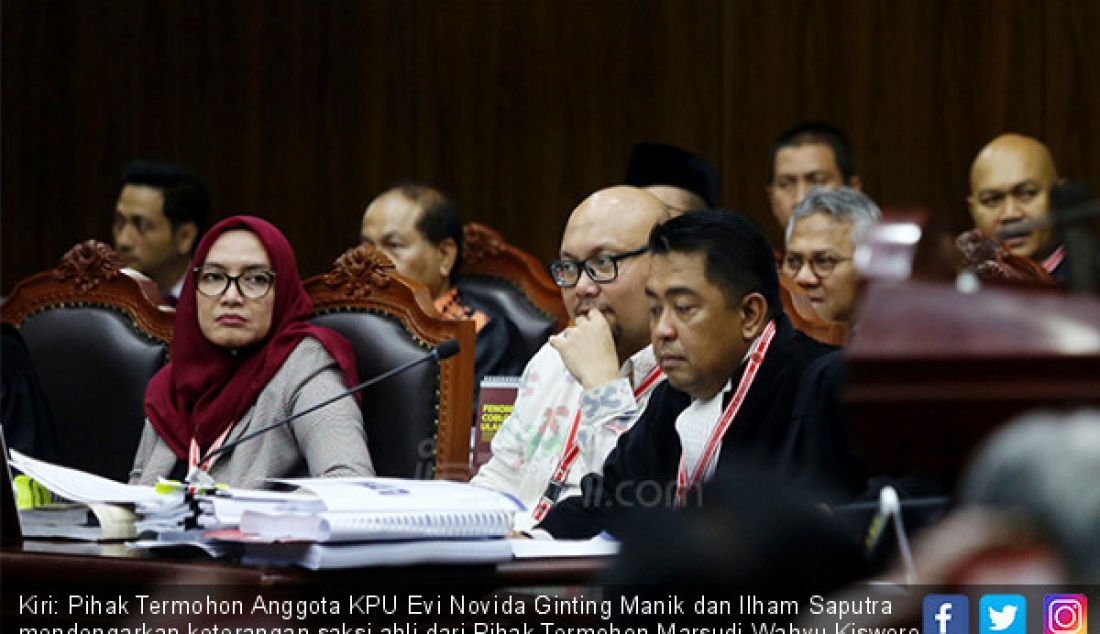 Kiri: Pihak Termohon Anggota KPU Evi Novida Ginting Manik dan Ilham Saputra mendengarkan keterangan saksi ahli dari Pihak Termohon Marsudi Wahyu Kisworo bersaksi pada sidang Sengketa Pilpres 2019, Jakarta, Kamis (20/6). - JPNN.com