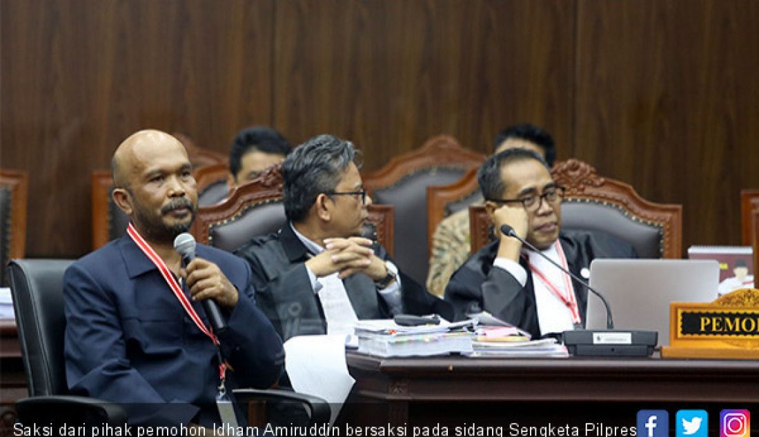 Saksi dari pihak pemohon Idham Amiruddin bersaksi pada sidang Sengketa Pilpres 2019 di Mahkamah Konstitusi, Jakarta, Rabu (19/6). - JPNN.com