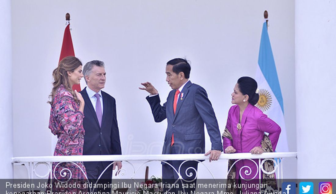 Presiden Joko Widodo didampingi Ibu Negara Iriana saat menerima kunjungan kenegaraan Presiden Argentina Mauricio Macri dan Ibu Negara Mme. Juliana Awada, di Istana Bogor, Rabu (26/6). - JPNN.com