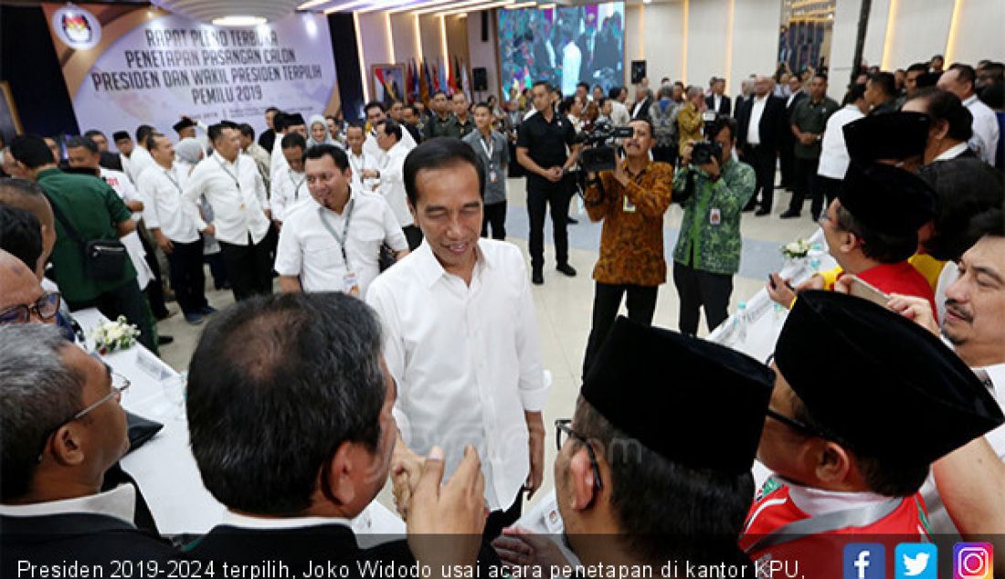 Presiden 2019-2024 terpilih, Joko Widodo usai acara penetapan di kantor KPU, Jakarta, Minggu (30/6). - JPNN.com