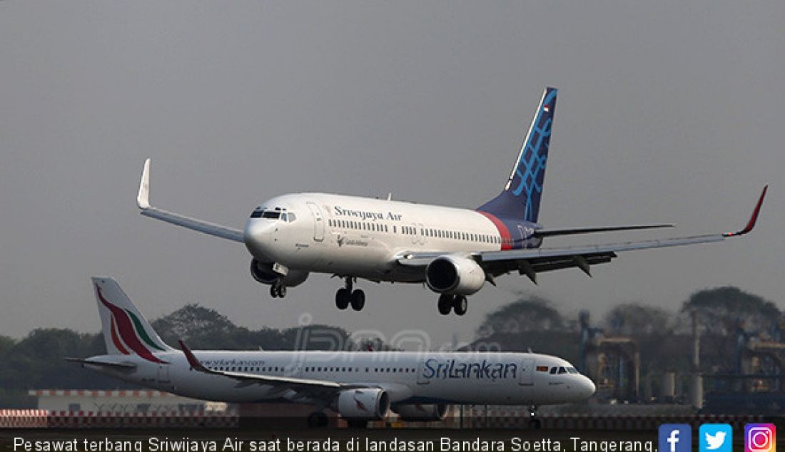 Pesawat terbang Sriwijaya Air saat berada di landasan Bandara Soetta, Tangerang, Banten. - JPNN.com