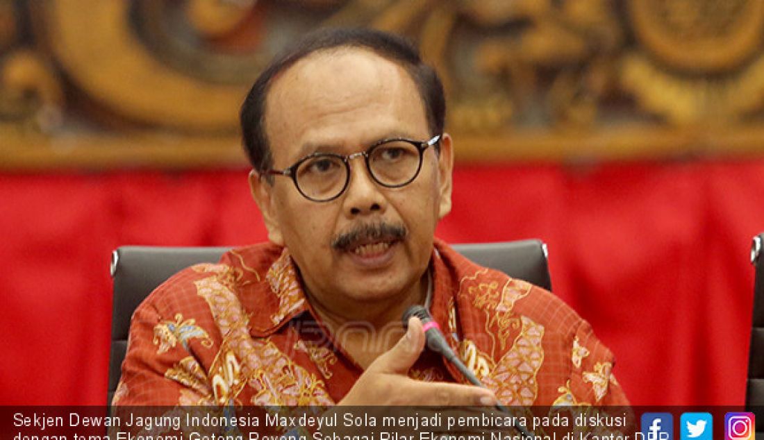 Sekjen Dewan Jagung Indonesia Maxdeyul Sola menjadi pembicara pada diskusi dengan tema Ekonomi Gotong Royong Sebagai Pilar Ekonomi Nasional di Kantor DPP PDIP, Jakarta, Kamis (4/7). - JPNN.com