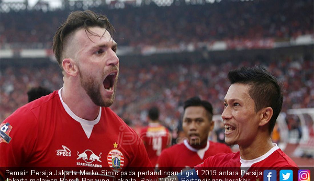 Pemain Persija Jakarta Marko Simic pada pertandingan Liga 1 2019 antara Persija Jakarta melawan Persib Bandung, Jakarta, Rabu (10/7). Pertandingan berakhir imbang 1-1. - JPNN.com