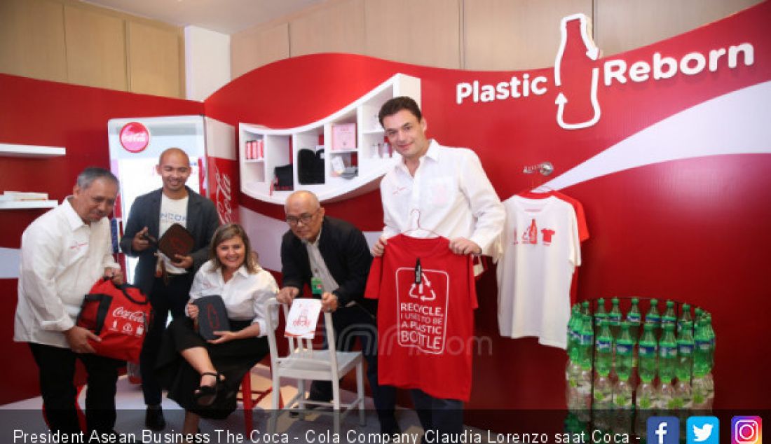 President Asean Business The Coca - Cola Company Claudia Lorenzo saat Coca - Cola luncurkan Plastic Reborn 2.0, Jakarta, Rabu (17/7). - JPNN.com