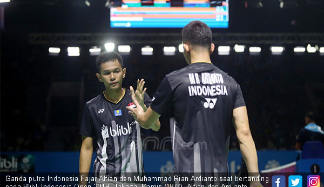 Ganda putra Indonesia Fajar Alfian dan Muhammad Rian Ardianto saat bertanding pada Blibli Indonesia Open 2019, Jakarta, Kamis (18/7). Alfian dan Ardianto menang atas ganda putra Chinese Taipei Liao Min Chun dan Su Ching Heng dengan skor 21-12 dan 21-11. - JPNN.com