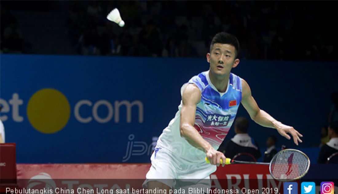 Pebulutangkis China Chen Long saat bertanding pada Blibli Indonesia Open 2019, Jakarta, Kamis (18/7). - JPNN.com