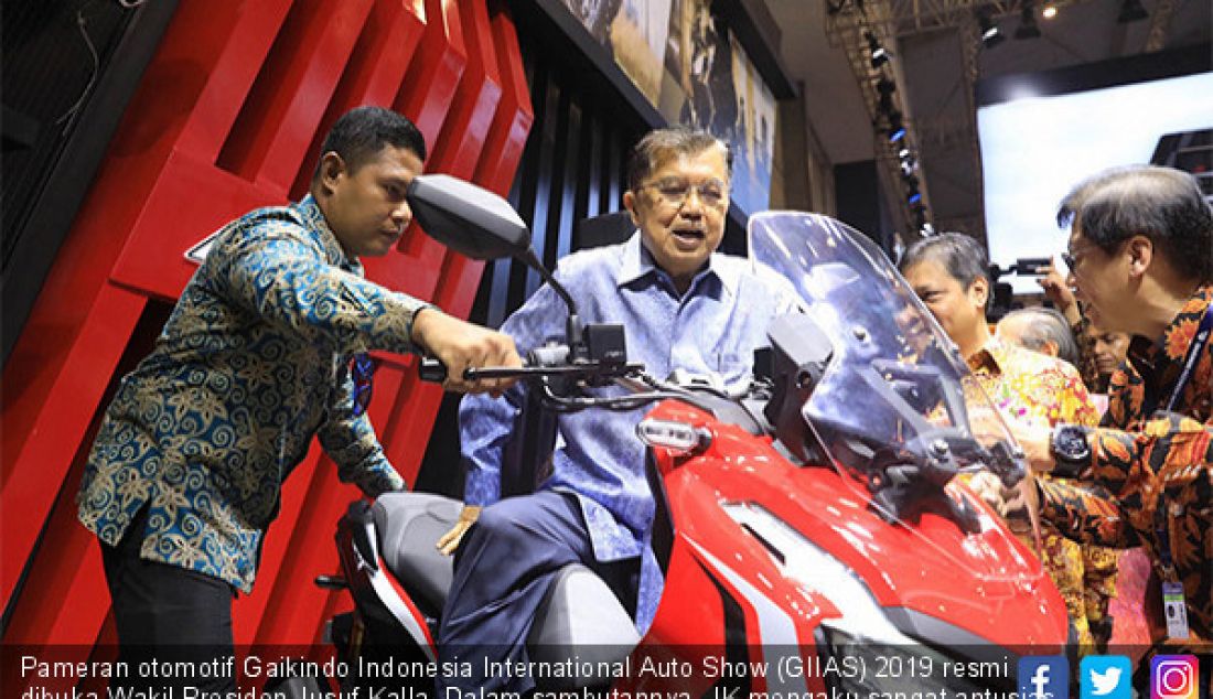 Pameran otomotif Gaikindo Indonesia International Auto Show (GIIAS) 2019 resmi dibuka Wakil Presiden Jusuf Kalla. Dalam sambutannya, JK mengaku sangat antusias mengikuti perkembangan otomotif Indonesia. - JPNN.com