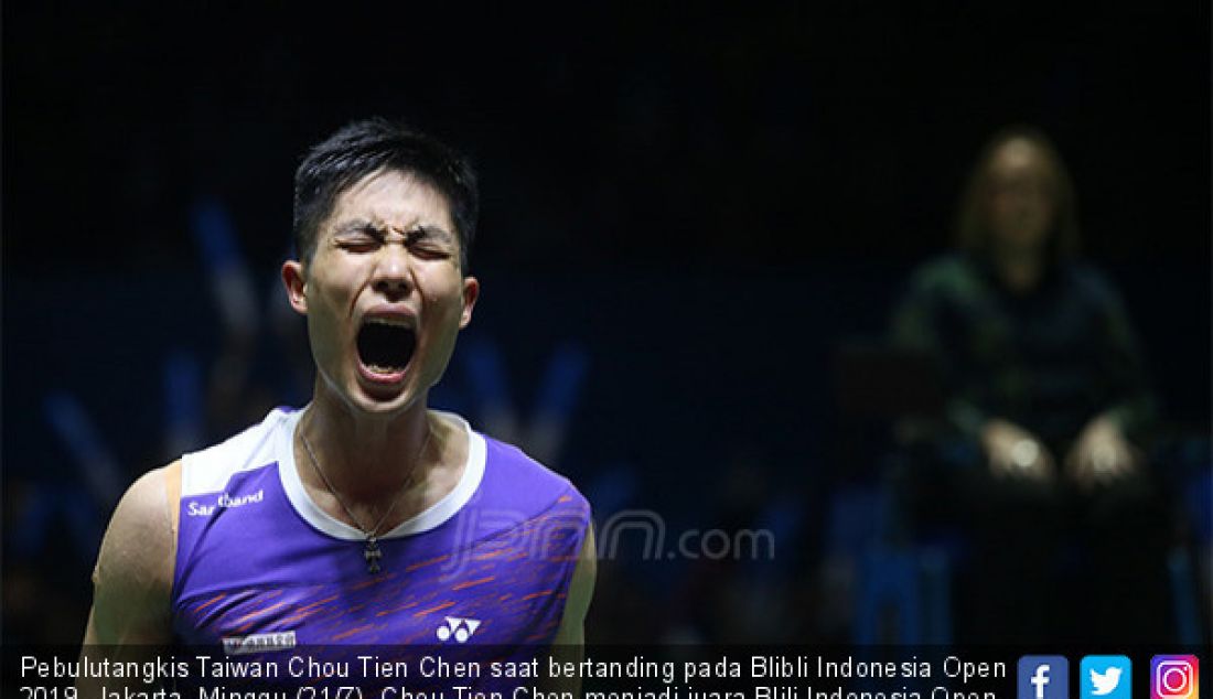 Pebulutangkis Taiwan Chou Tien Chen saat bertanding pada Blibli Indonesia Open 2019, Jakarta, Minggu (21/7). Chou Tien Chen menjadi juara Blili Indonesia Open 2019 usai menang atas Pebulutangkis Denmark Anders Antonsen dengan skor 21-18 24-26 21-15. - JPNN.com