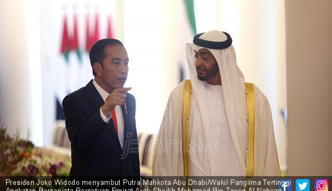 Presiden Joko Widodo menyambut Putra Mahkota Abu Dhabi/Wakil Panglima Tertinggi Angkatan Bersenjata Persatuan Emirat Arab Sheikh Mohamed Bin Zayed Al Nahyan saat kunjungan kenegaraan di Istana Bogor, Rabu (24/7). - JPNN.com