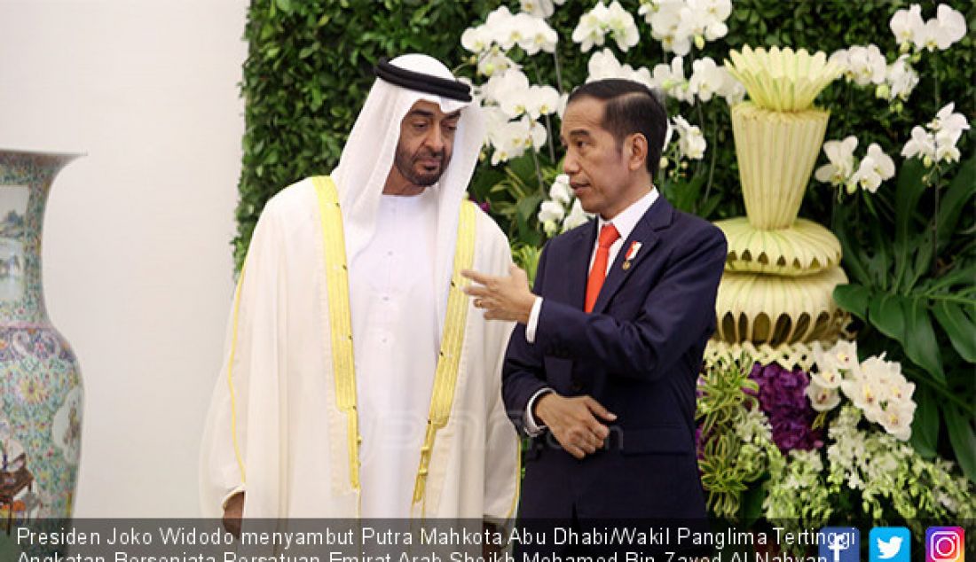 Presiden Joko Widodo menyambut Putra Mahkota Abu Dhabi/Wakil Panglima Tertinggi Angkatan Bersenjata Persatuan Emirat Arab Sheikh Mohamed Bin Zayed Al Nahyan saat kunjungan kenegaraan di Istana Bogor, Rabu (24/7). - JPNN.com