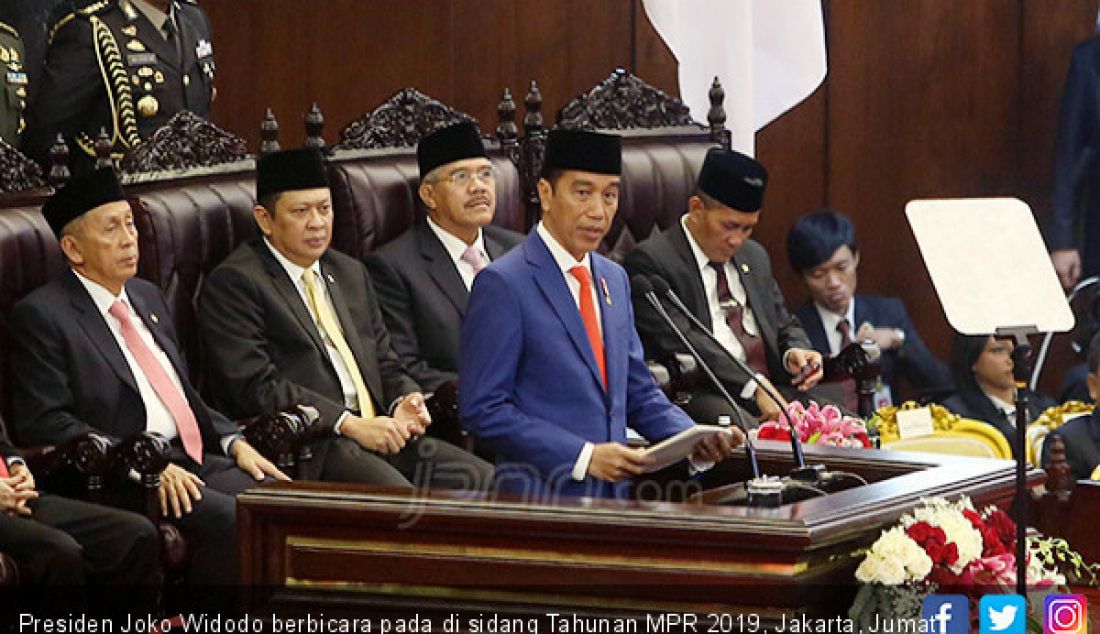 Presiden Joko Widodo berbicara pada di sidang Tahunan MPR 2019, Jakarta, Jumat (16/8). - JPNN.com