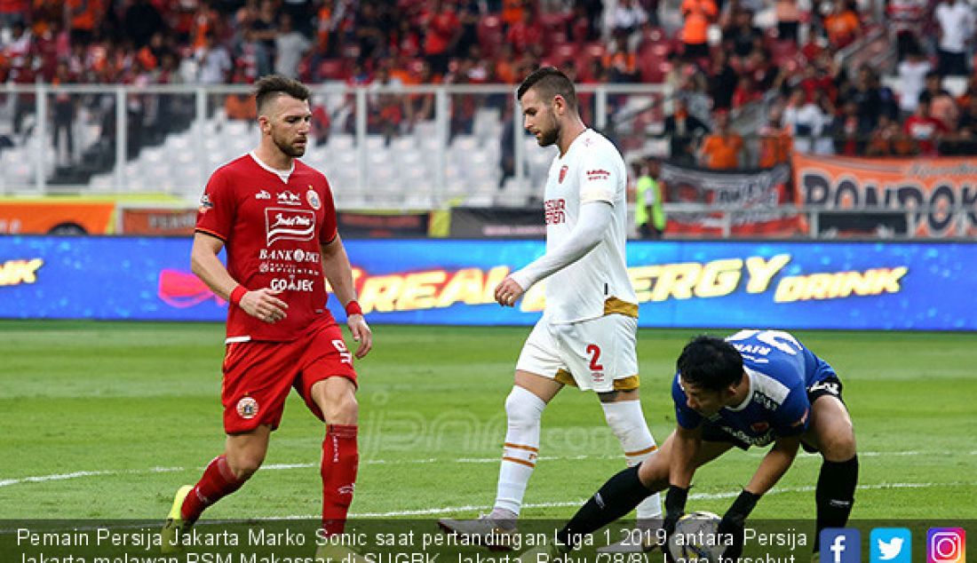 Pemain Persija Jakarta Marko Sonic saat pertandingan Liga 1 2019 antara Persija Jakarta melawan PSM Makassar di SUGBK, Jakarta, Rabu (28/8). Laga tersebut berakhir 0-0. - JPNN.com