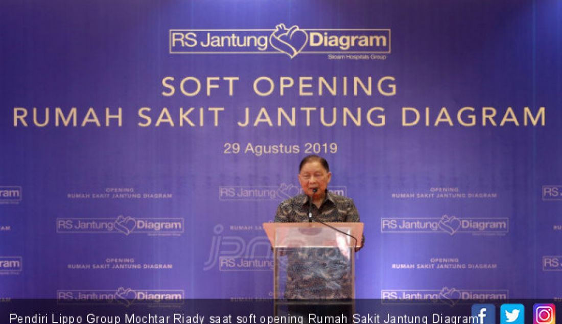 Pendiri Lippo Group Mochtar Riady saat soft opening Rumah Sakit Jantung Diagram Jalan Cinere Raya, Depok, Kamis (29/8). - JPNN.com
