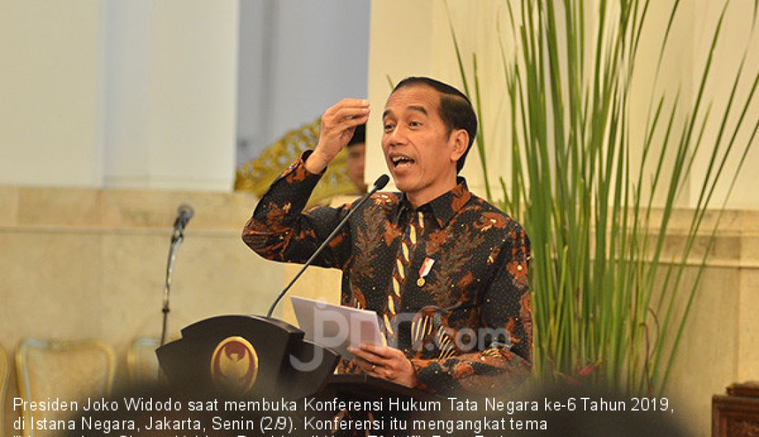 Presiden Joko Widodo saat membuka Konferensi Hukum Tata Negara ke-6 Tahun 2019, di Istana Negara, Jakarta, Senin (2/9). Konferensi itu mengangkat tema 