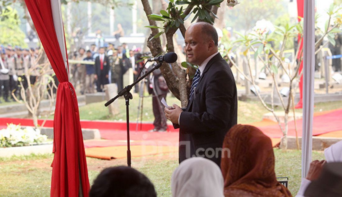 Keluarga Almarhum BJ Habibie saat mengikuti pemakaman almarhum Presiden ke-3 RI, BJ Habibie di TMP Kalibata, Jakarta, Kamis (12/9). - JPNN.com