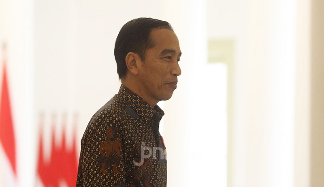 Presiden Joko Widodo usai memberikan keterangan pers penundaan RUU KUHP di Istana Kepresidenan Bogor, Jawa Barat, Jumat (20/9). - JPNN.com