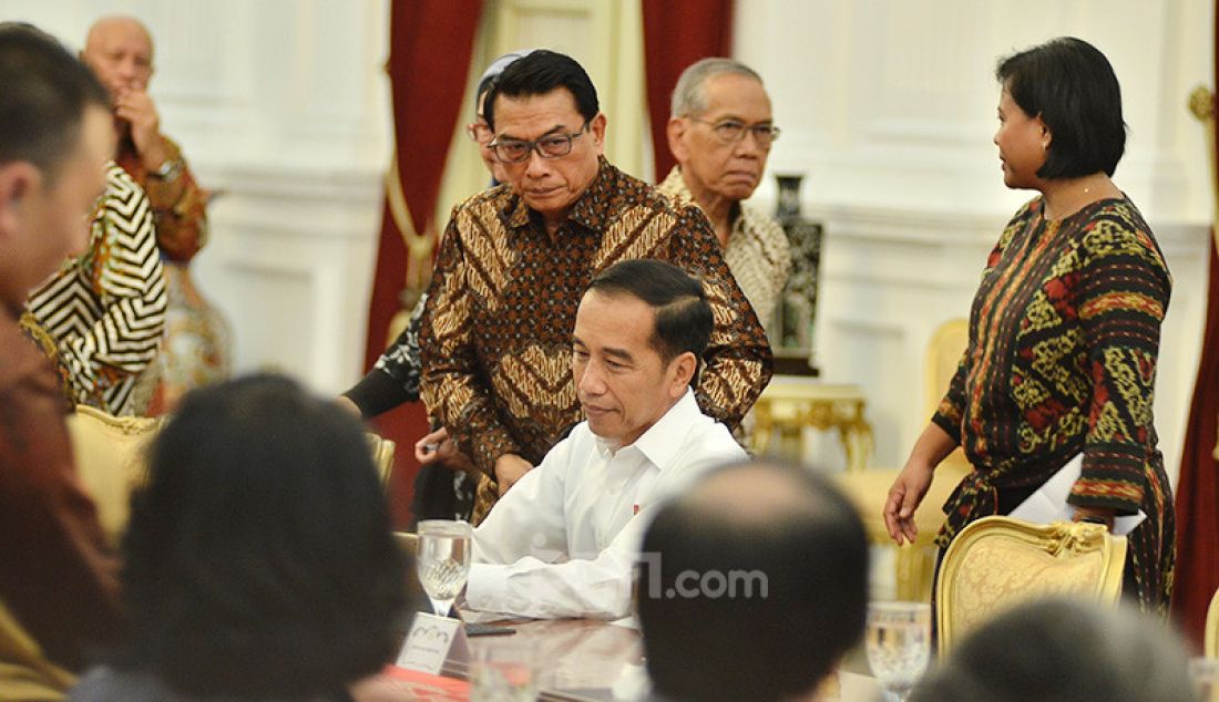 Presiden Joko Widodo aliss Jokowi mengundang sejumlah tokoh bangsa dalam pertemuan di Istana Merdeka, Jakarta, Kamis sore (26/9). Forum ini berlangsung setelah Jokowi bertemu para pemuka lintas agama. - JPNN.com