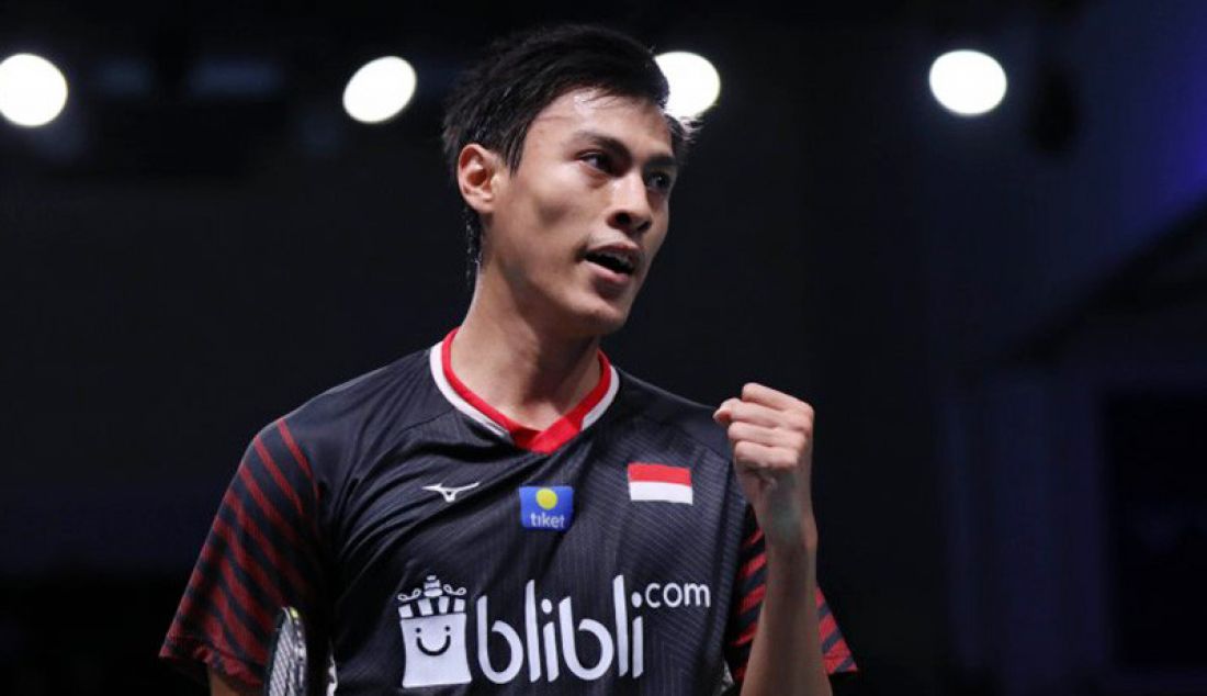 Pebulutangkis Indonesia, Shesar Hiren Rhustavito lolos ke babak kedua Denmark Open 2019 usai mengalahkan Ng Ka Long Angus (Hong Kong) di babak pertama, Rabu (16/10). - JPNN.com