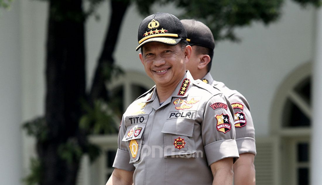 Kapolri Jenderal Tito Karnavian tiba di komplek Istana Negara, Jakarta, Senin (21/10). - JPNN.com