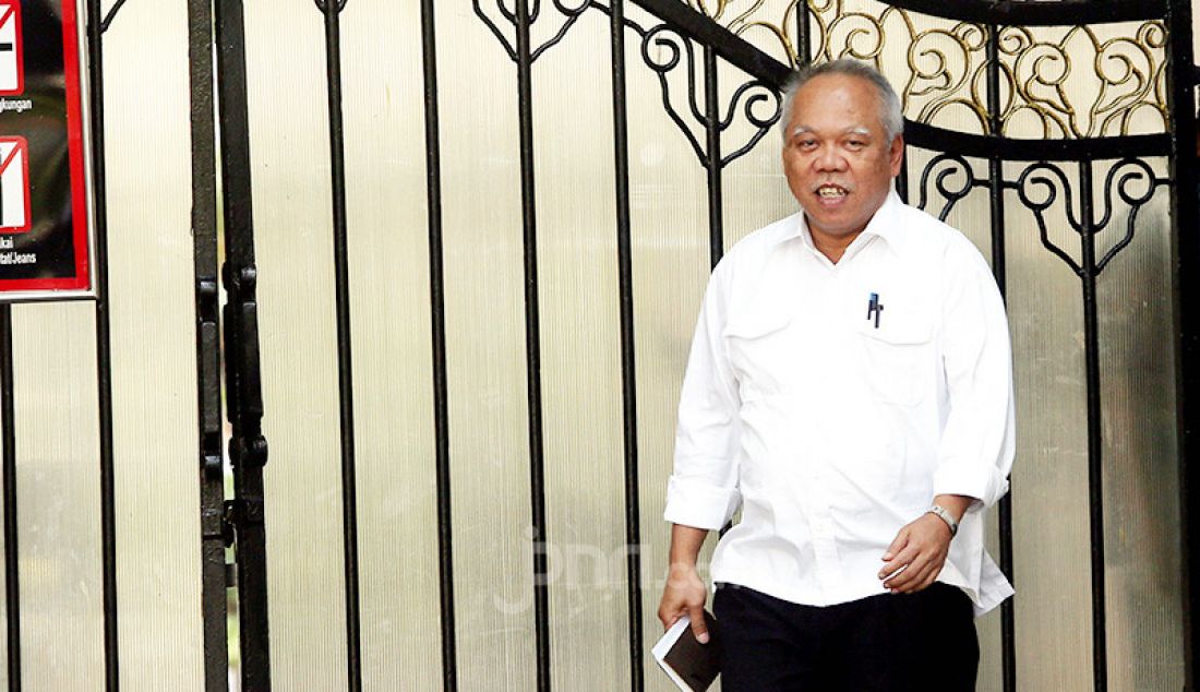Basuki Hadi Muldjono saat keluar dari Istana Negara, Jakarta, Selasa (22/10). - JPNN.com