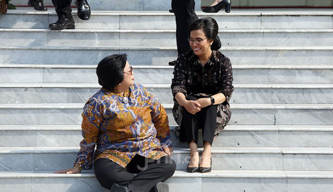Menkeu Sri Mulyani di Veranda Depan Istana Merdeka, Jakarta, Rabu (/23/10). - JPNN.com