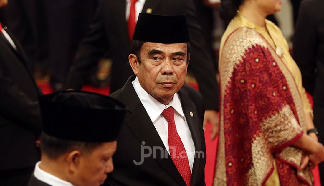 Menag Fachrul Razi saat dilantik di Istana Merdeka, Jakarta, Rabu (/23/10). - JPNN.com
