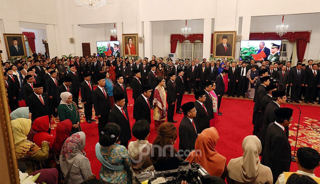 Suasana pelantikan Menteri Kabinet Indonesia Maju 2019-2024 di Istana Negara, Rabu (23/10). Foto : Ricardo/JPNN.com - JPNN.com