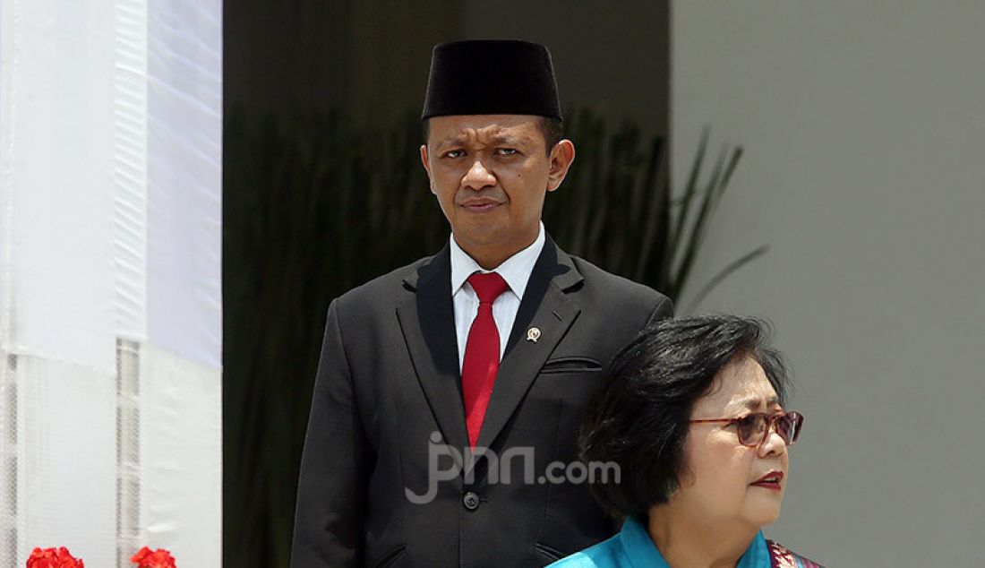 Kepala BKPM Bahlil Lahadalia saat diperkenalkan oleh Presiden Joko Widodo di Veranda Depan Istana Merdeka, Jakarta, Rabu (/23/10). - JPNN.com