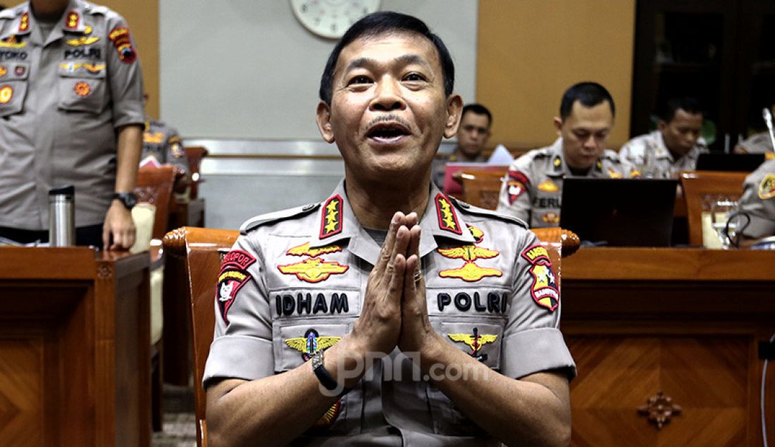 Calon Kapolri Komjen Idham Azis mengikuti Fit n Proper Tes Calon Kapolri di Ruang Rapat Komisi III DPR, Jakarta, Rabu (30/10). - JPNN.com