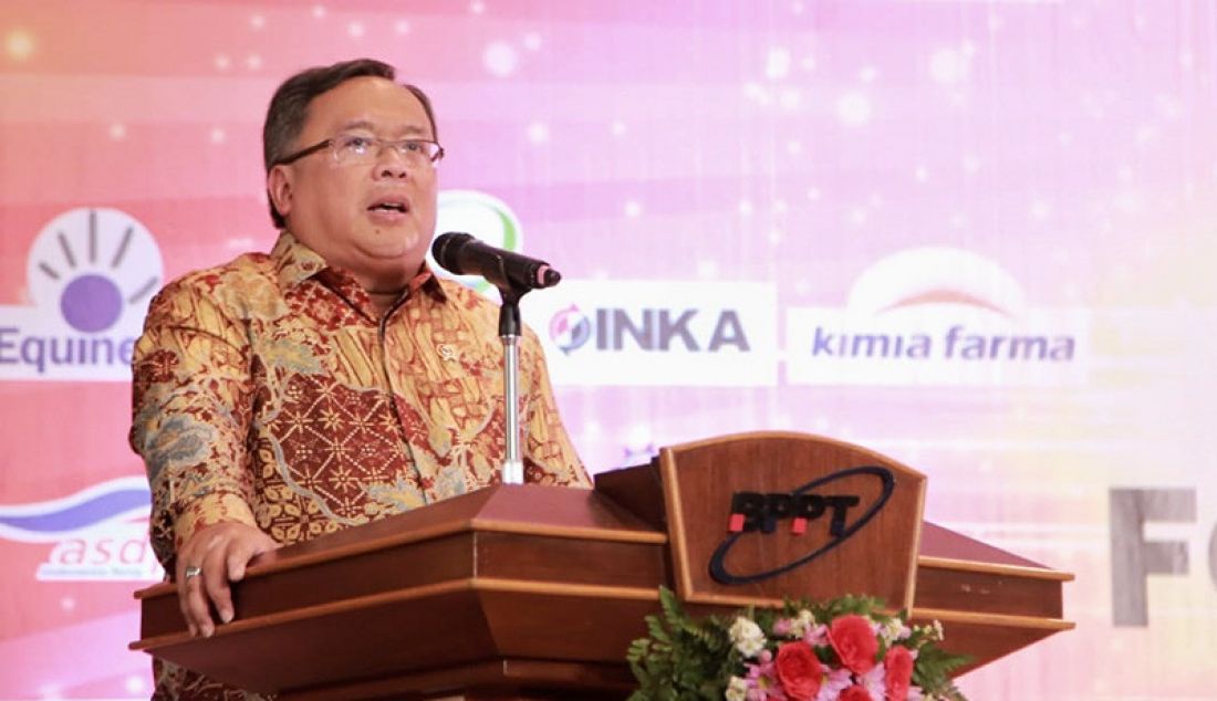Menristek Bambang Brodjonegoro saat berbicara di Indonesia BusinessNews Award (IBA) 2019, Jakarta, Rabu (6/11). Signifikannya pertumbuhan ekonomi digital Indonesia diyakini berpotensi menambah dua unicorn baru di tahun 2020. - JPNN.com