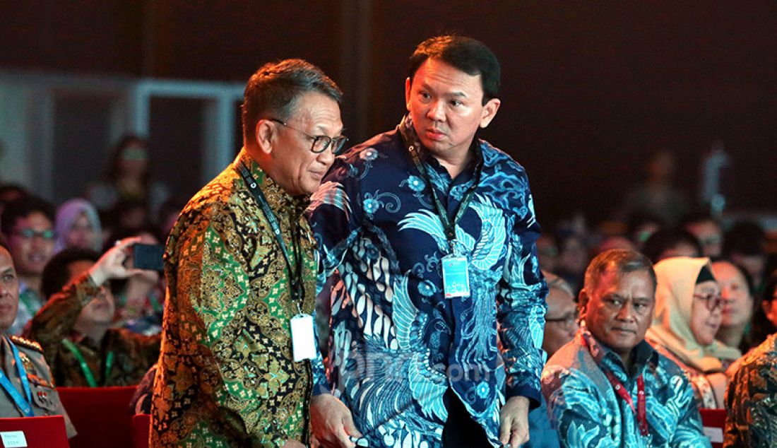 Menteri ESDM Arifin Tasrif, Komisaris Utama Pertamina, Basuki Tjahaja Purnama (Ahok) saat menghadiri Pertamina Energy Forum, Jakarta, Selasa (26/11). - JPNN.com
