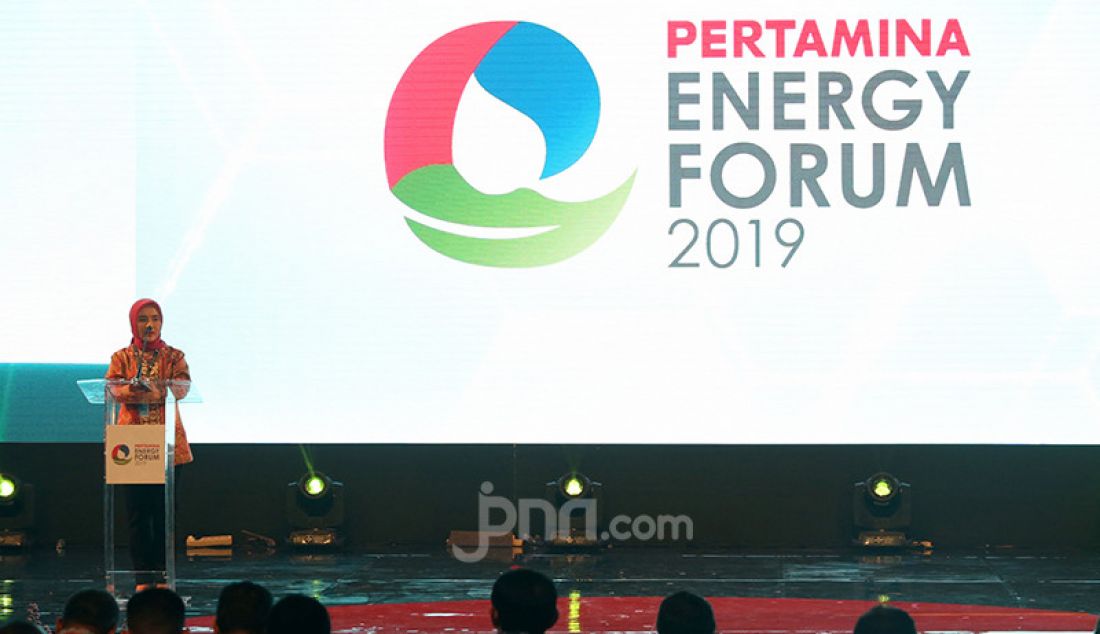 Dirut Pertamina Nicke Widyawati saat menghadiri Pertamina Energy Forum, Jakarta, Selasa (26/11). - JPNN.com