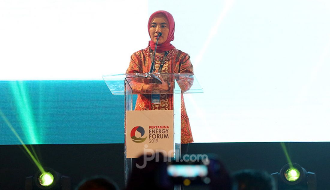 Dirut Pertamina Nicke Widyawati saat menghadiri Pertamina Energy Forum, Jakarta, Selasa (26/11). - JPNN.com