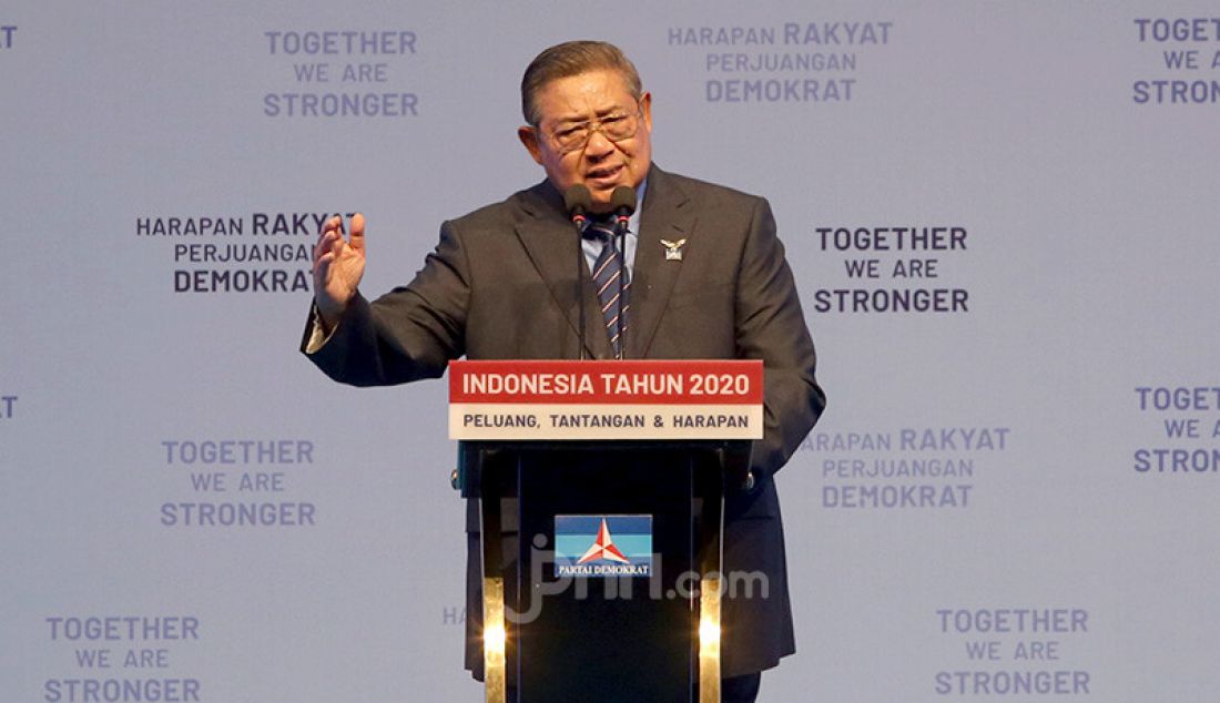Ketua Umum Partai Demokrat Susilo Bambang Yudhoyono memberikan Pidato Refleksi Pergantian Tahun 2019, Jakarta, Rabu (11/12). - JPNN.com