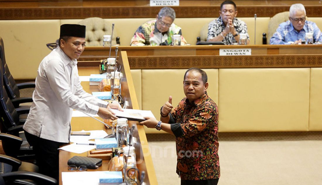Ketum Asosiasi DPRD Kabupaten Seluruh Indonesia (ADKASI), Lukman Said saat mengikuti audiensi dengan Komisi II DPR, Jakarta, Rabu (15/1). - JPNN.com
