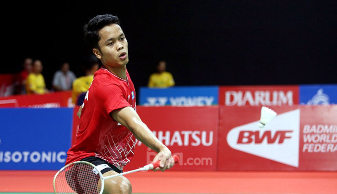 Tunggu Putra Indonesia Anthony Ginting saat bertanding pada turnamen Indonesia Masters 2020, Jakarta, Kamis (16/1). Ginting menang atas lawannya dengan skor 21-16 dan 21-15. - JPNN.com