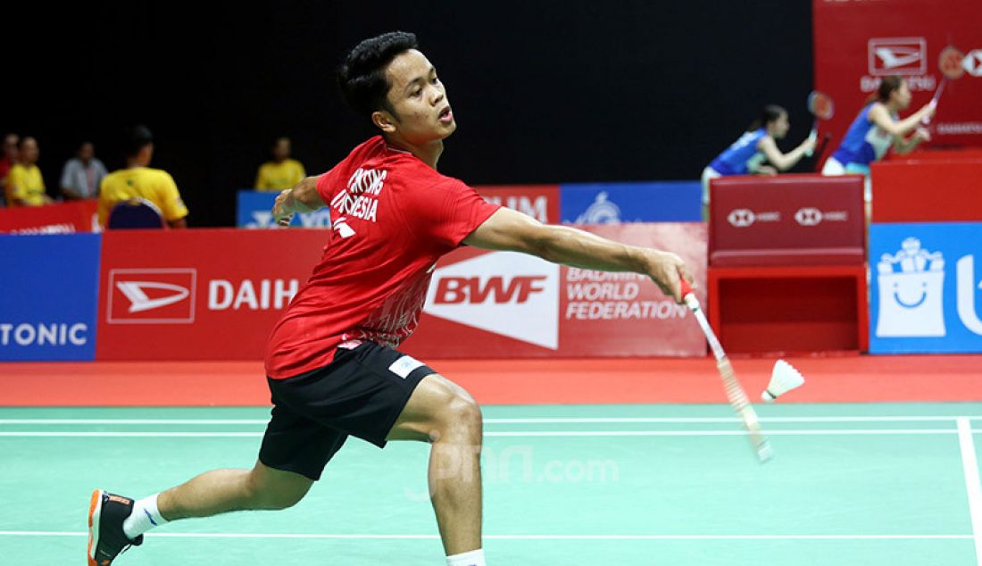 Tunggu Putra Indonesia Anthony Ginting saat bertanding pada turnamen Indonesia Masters 2020, Jakarta, Kamis (16/1). Ginting menang atas lawannya dengan skor 21-16 dan 21-15. - JPNN.com