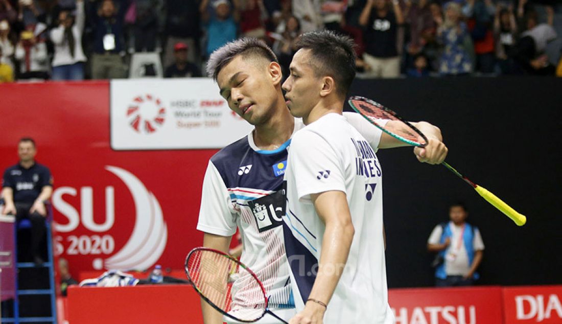 Ganda putra Indonesia Fajar Alfian dan Muhammad Rian Ardianto saat bertanding pada turnamen Indonesia Masters 2020, Jakarta, Kamis (16/1). Alfian dan Ardianto menang atas lawannya dengan skor 21-10, 12-21dan 21-19. - JPNN.com