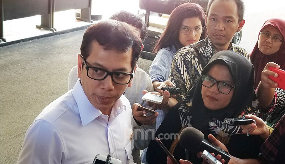 Menteri Pariwisata Pariwisata dan Ekonomi Kreatif Wishnutama Kusubandio mengatakan Indonesia tak tergantung dengan turis Tiongkok, Jakarta, Selasa (28/1). Seperti diketahui masyarakat Tiongkok saat ini dihantui virus Corona. - JPNN.com