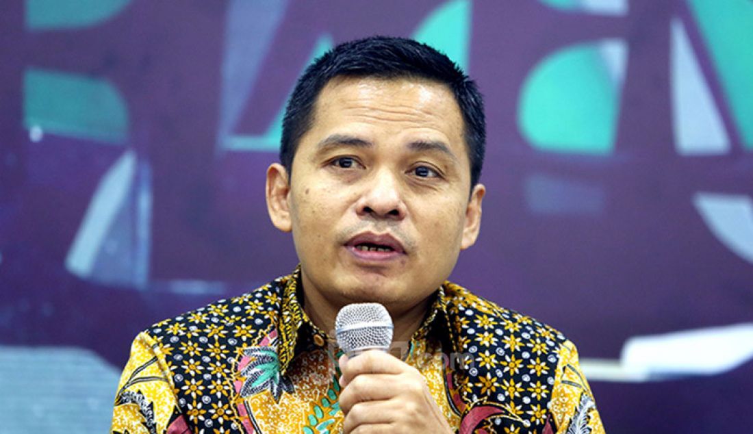 Sekjen MPR Ma'ruf Cahyono konpers terkait pengelolaan keuangan Negara, Jakarta, Kamis (30/1). Sekjen DPD membantah pemberitaan terkait kepemilikan rekening atau transaksi mencurigakan yang dimiliki oleh pejabat DPD - JPNN.com