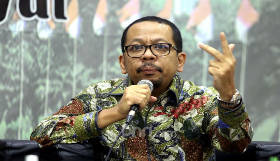 Direktur Eksekutif Indo Barometer M. Qodari menjadi pembicara pada diskusi MPR Rumah Kebangsaan, Jakarta, Rabu (11/3). - JPNN.com