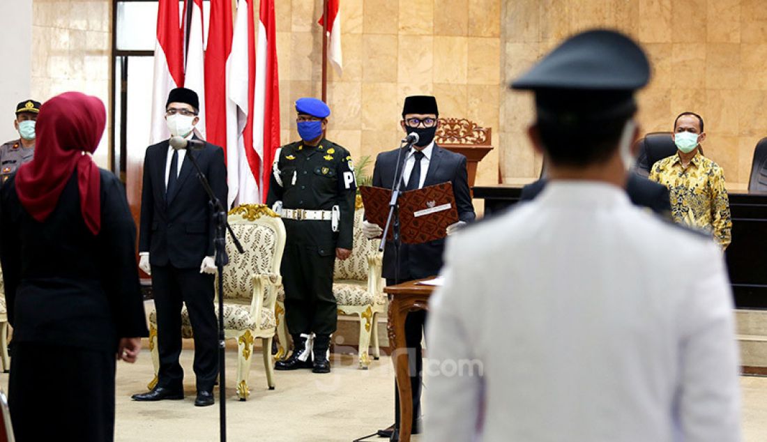 Wali Kota Bogor Bima Arya bersama Wakil Wali Kota Bogor Dedie A Rachim melantikan pejabat struktural di lingkungan Pemerintah Kota Bogor di Ruang Paseban Sri Baduga, Balaikota Bogor, Jawa Barat, Selasa (28/4). - JPNN.com