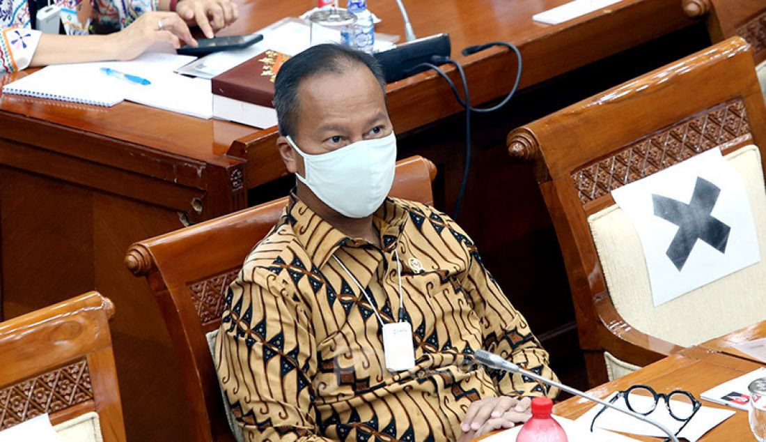 Menperin Agus Gumiwang Kartasasmita mengikuti rapat kerja dengan Komisi VI DPR, Jakarta, Kamis (27/8). Rapat ini membahas laporan keuangan Kemenperin dan BKPM TA 2019 dan Realisasi Anggaran TA 2020. - JPNN.com