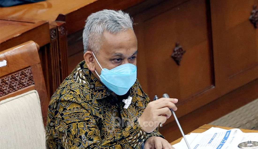 Dirut Pelindo III Saefudin Noer mengikuti rapat dengar pendapat dengan Komisi VI DPR, Jakarta, Rabu (9/9). Rapat ini membahas penyertaan modal negara Tahun 2021. - JPNN.com